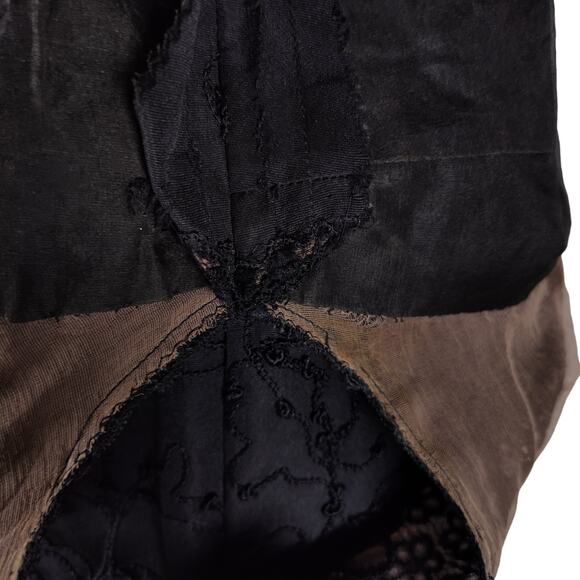 Vintage 50s Boat Neck Cocktail Dress Size 6 Black Embroidered Knee Length - Picture 16 of 16